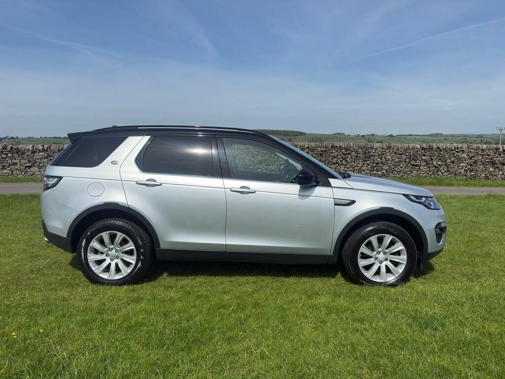 Land Rover Discovery Sport 2.2 Sd4 Se Tech YS65VHJ Silver #2