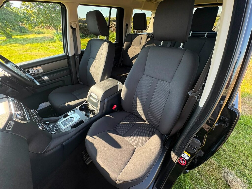 Land Rover Discovery 3.0 Sdv6 Hse Luxury 255 Bhp Black #8