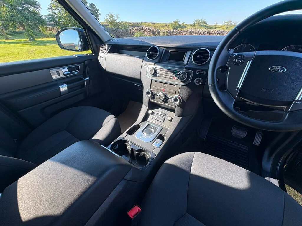Land Rover Discovery 3.0 Sdv6 Hse Luxury 255 Bhp Black #15