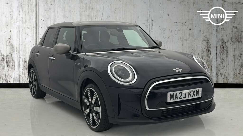 Mini Hatch 1.5 Cooper Exclusive Steptronic Euro 6 Ss Black