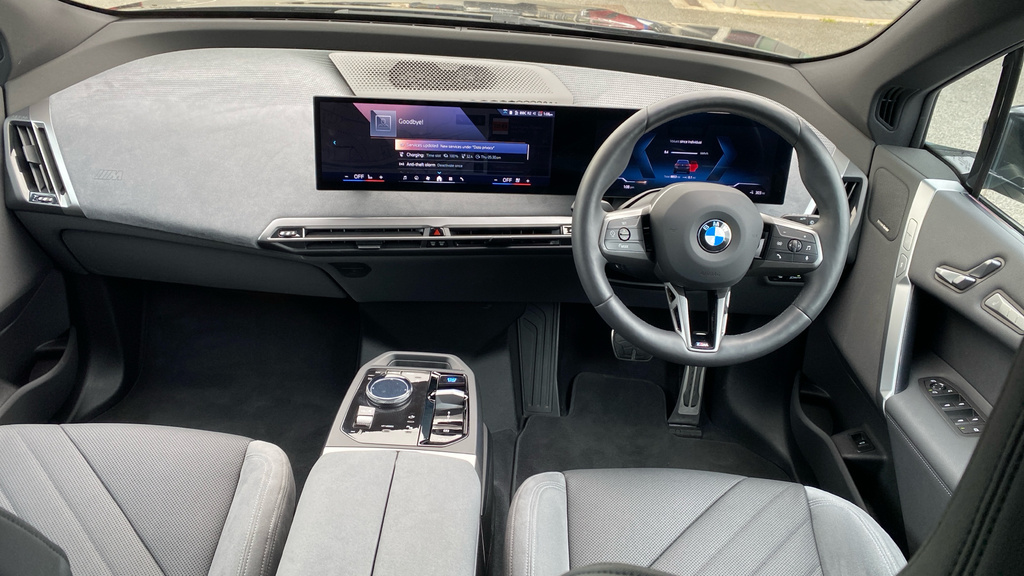 BMW iX 45 100.6Kwh M Sport Xdrive 11Kw Charger Black #4