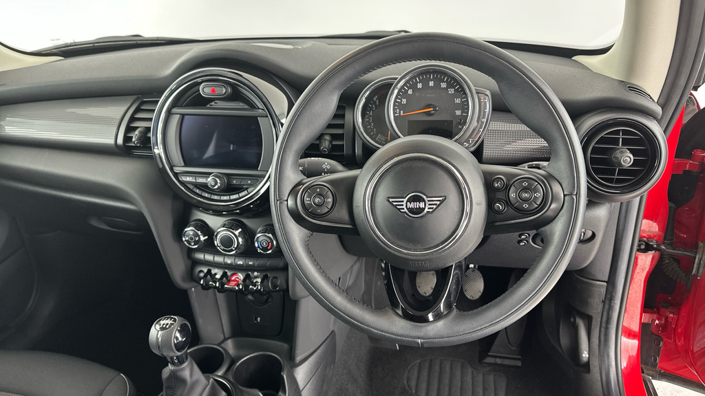 Mini Hatch 1.5 Cooper Classic Euro 6 Ss Red #5