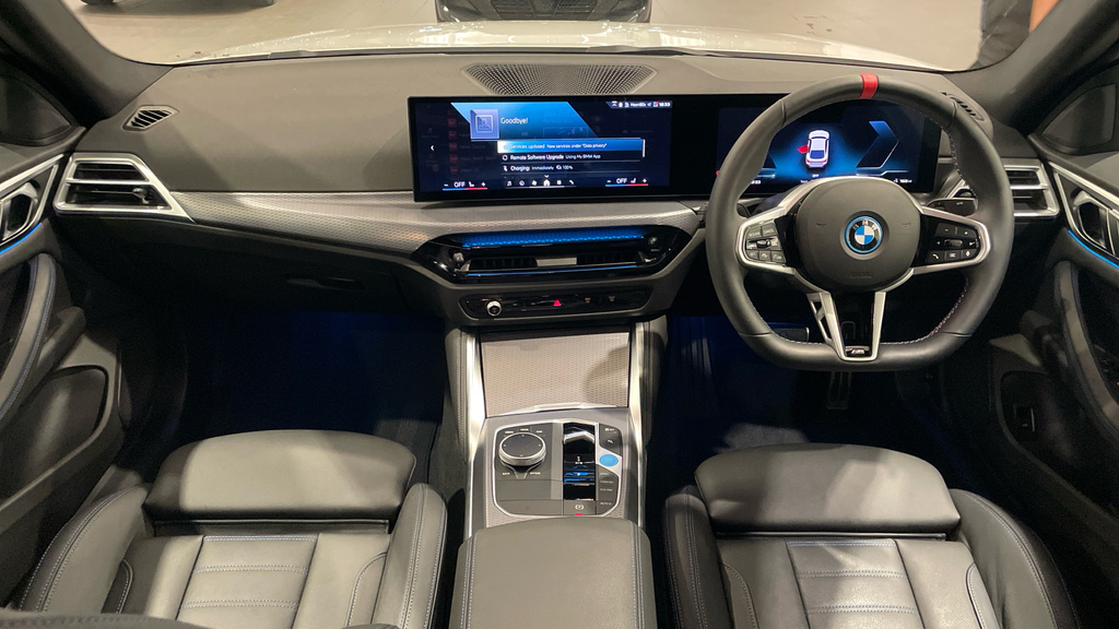 BMW i4 M50 83.9Kwh Gran Coupe 4Wd White #3