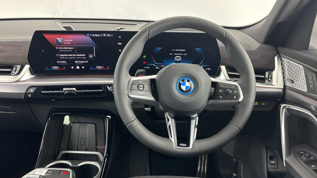 BMW iX2 20 66.5Kwh M Sport Edrive 11Kw Charger Green #5