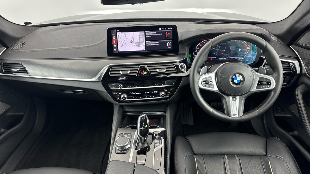 BMW 5 Series 2.0 520I Mht M Sport Steptronic Euro 6 Ss Black #4