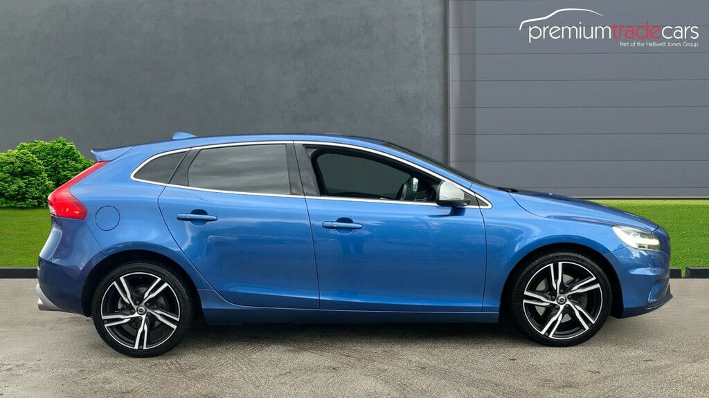 Volvo V40 2.0 D3 R-design Pro Euro 6 Ss Blue #3