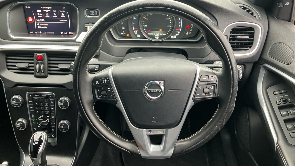 Volvo V40 2.0 D3 R-design Pro Euro 6 Ss Blue #5