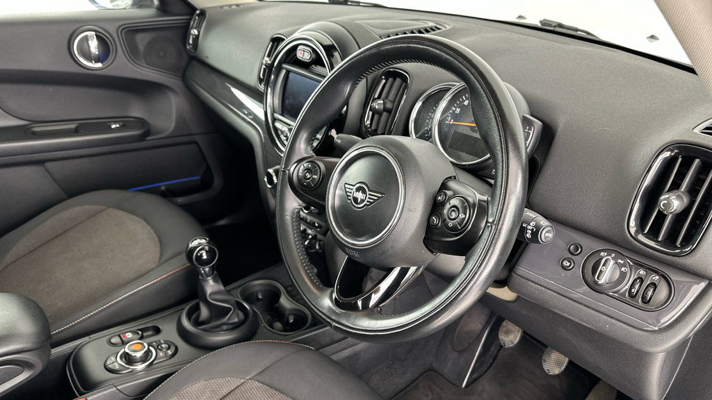 Mini Countryman 1.5 Cooper Classic Euro 6 Ss White #6