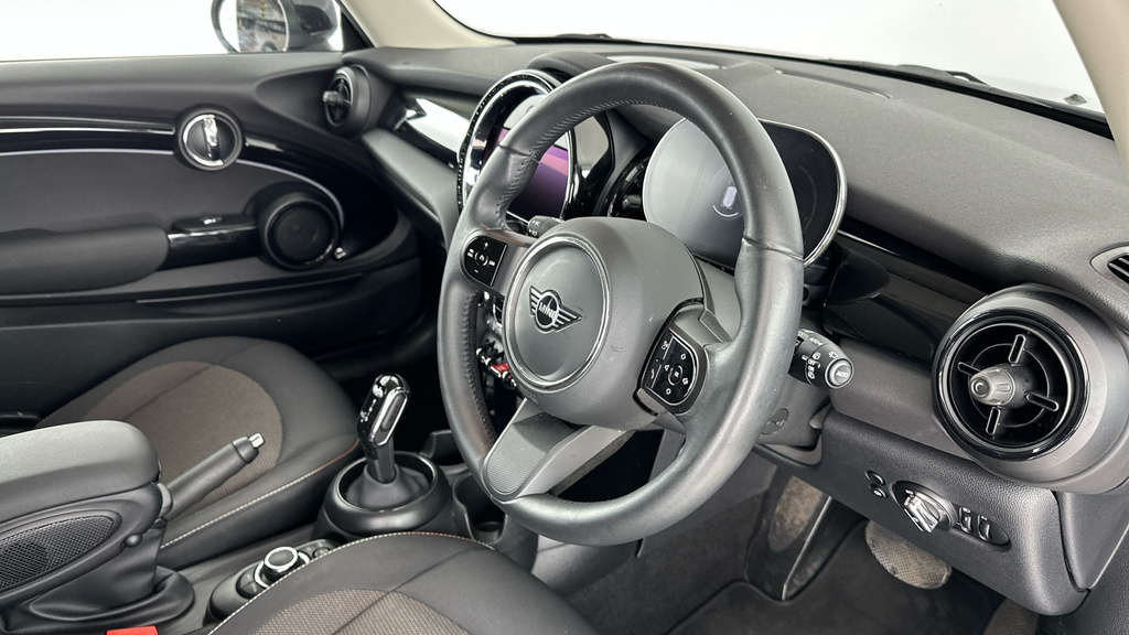 Mini Hatch 1.5 Cooper Classic Steptronic Euro 6 Ss Silver #6