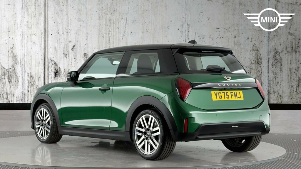 Mini Hatch 1.5C Classic Steptronic Euro 6 Ss Green #2