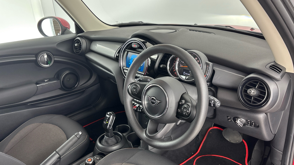 Mini Hatch 1.5 Cooper Classic Steptronic Euro 6 Ss Red #6