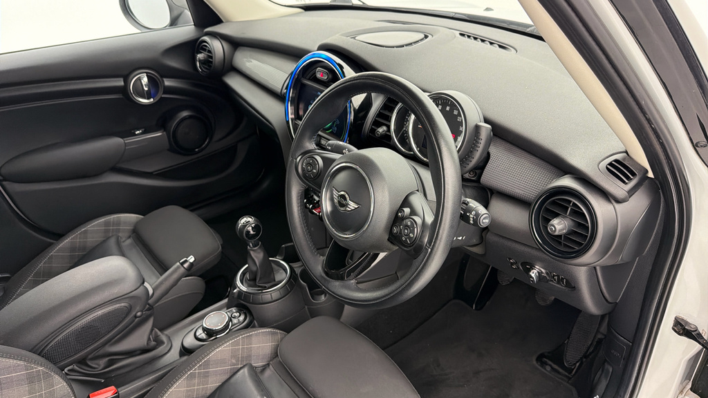 Mini Hatch 1.5 Cooper Euro 6 Ss White #6
