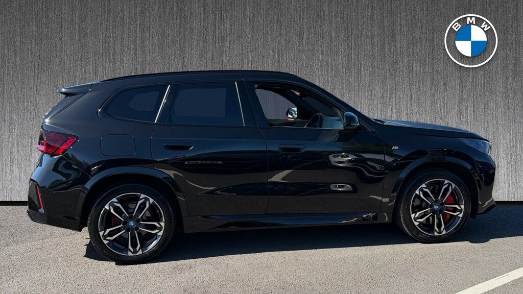 BMW iX1 30 66.5Kwh M Sport Xdrive 11Kw Charger Black #3