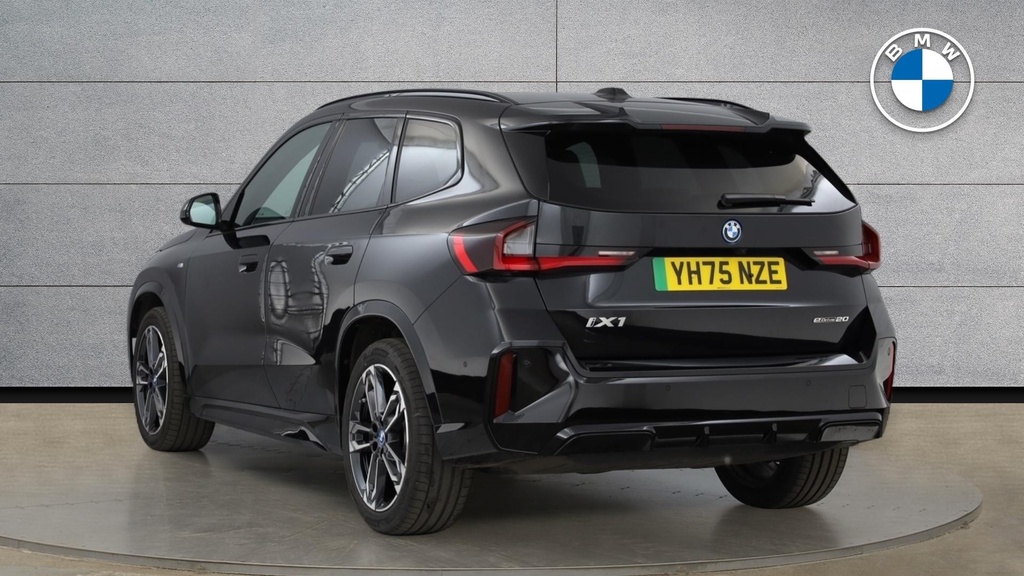 BMW iX1 20 66.5Kwh M Sport Edrive 11Kw Charger Black #2
