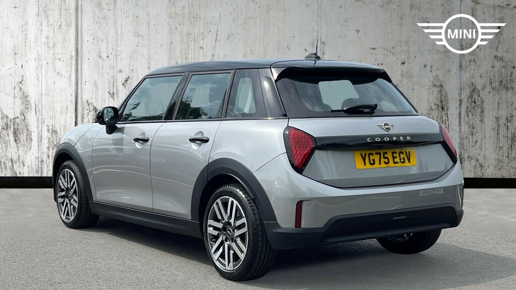 Mini Hatch 1.5C Classic Steptronic Euro 6 Ss Silver #2