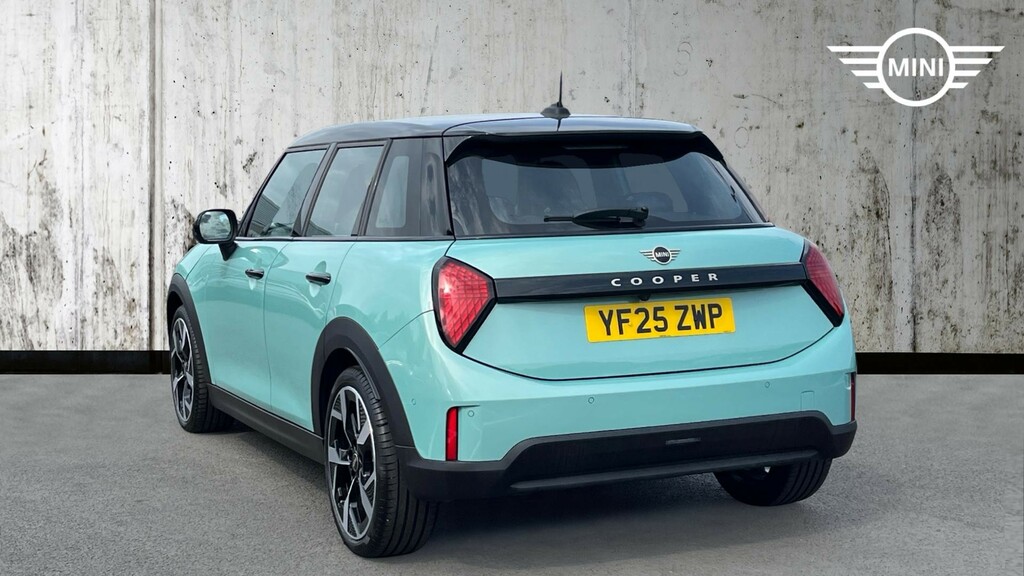 Mini Hatch 1.5C Exclusive Steptronic Euro 6 Ss Green #2