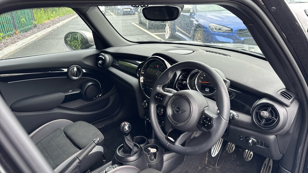 Mini Hatch 1.5 Cooper Shadow Edition Euro 6 Ss Black #6