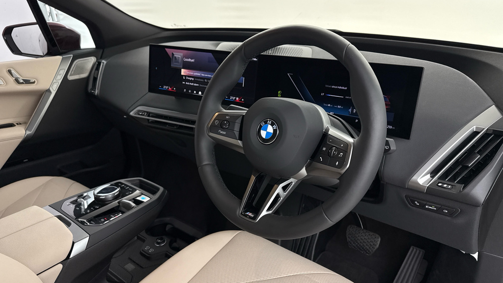 BMW iX 50 111.5Kwh M Sport Xdrive 11Kw Charger Red #6