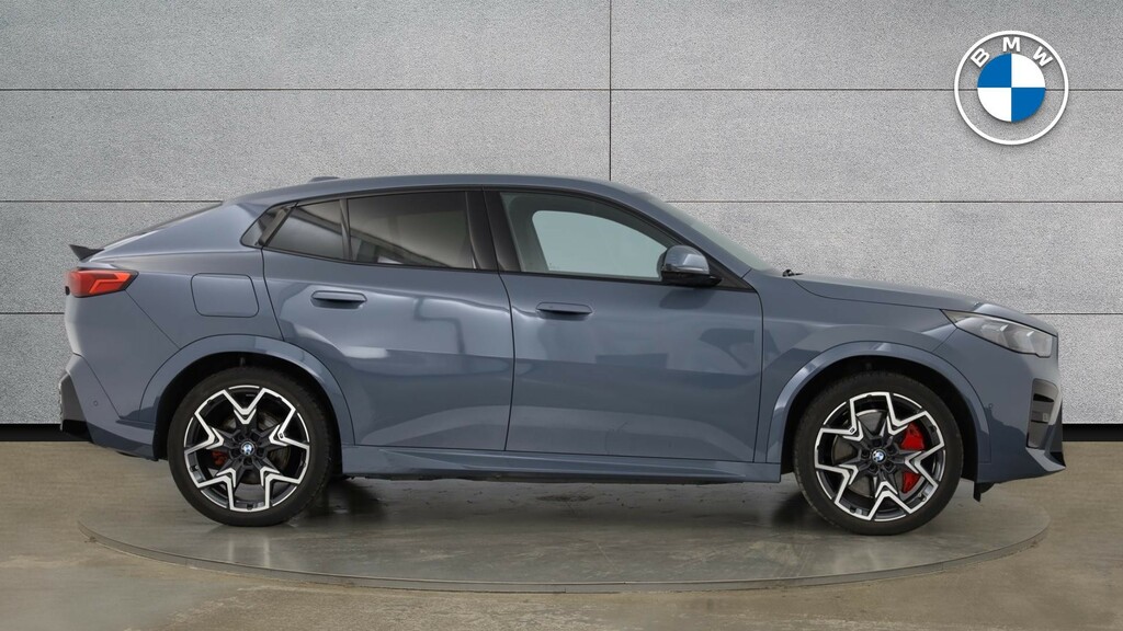 BMW iX2 30 66.5Kwh M Sport Xdrive 11Kw Charger  #3