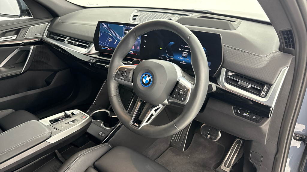 BMW iX2 30 66.5Kwh M Sport Xdrive 11Kw Charger  #6