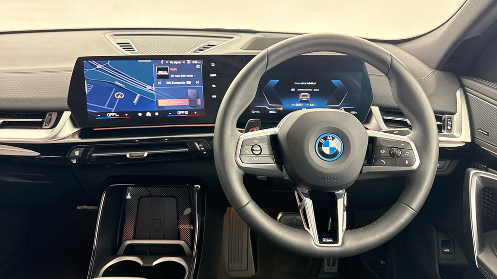 BMW iX2 30 66.5Kwh M Sport Xdrive 11Kw Charger  #5