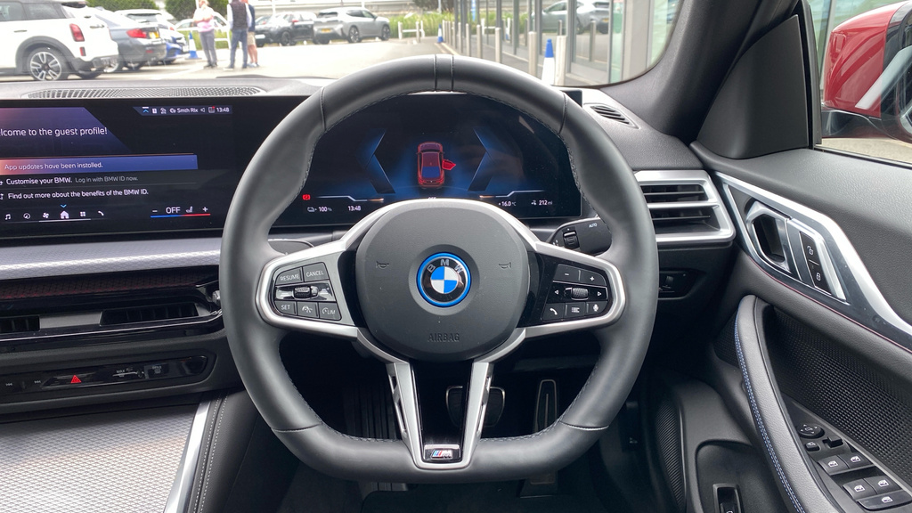 BMW i4 35 70.2Kwh M Sport Gran Coupe Edrive Red #5
