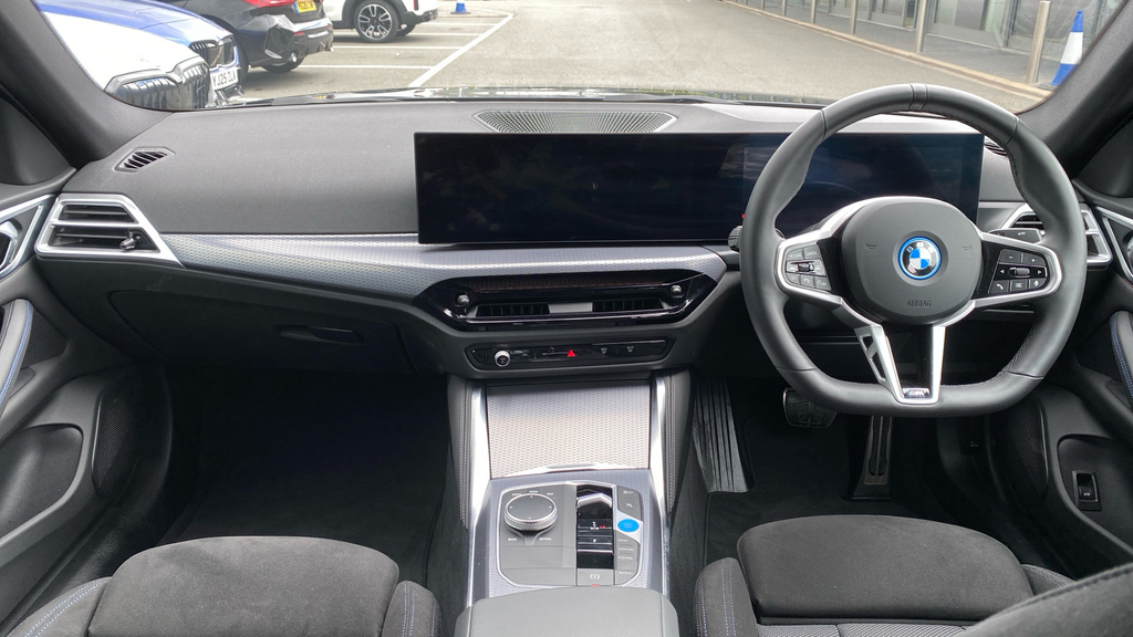 BMW i4 35 70.2Kwh M Sport Gran Coupe Edrive Black #4