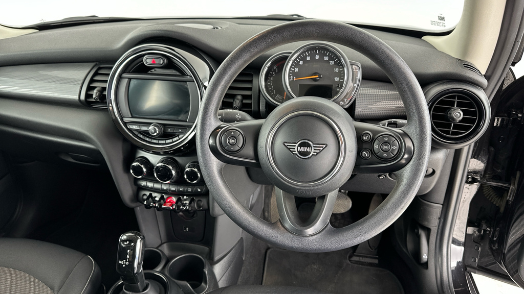 Mini Hatch 1.5 Cooper Classic Steptronic Euro 6 Ss Black #5