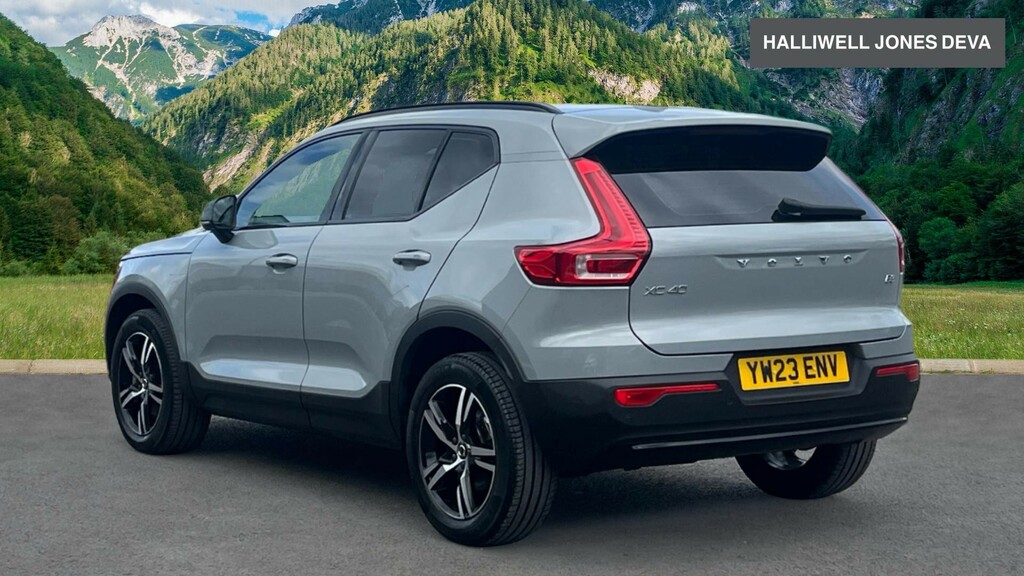 Volvo XC40 2.0 B3 Mhev Plus Dark Dct Euro 6 Ss Grey #2