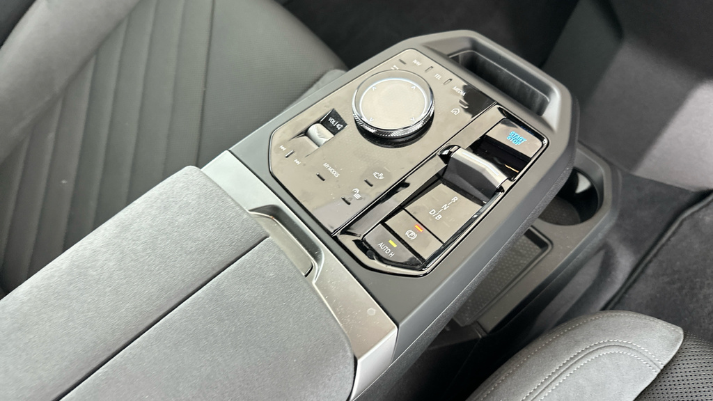 BMW iX Suv Grey #10