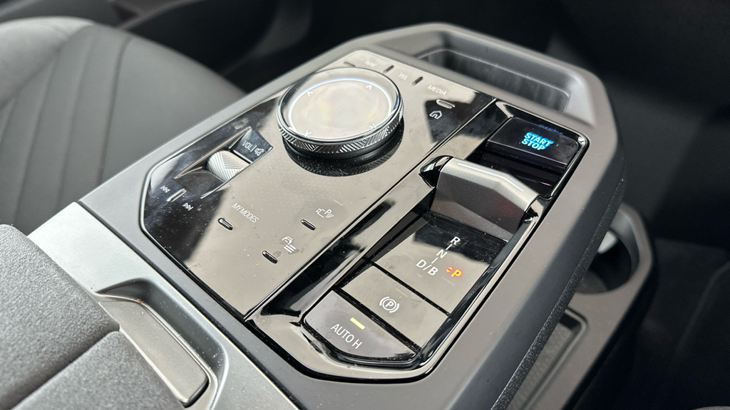 BMW iX Suv Grey #33