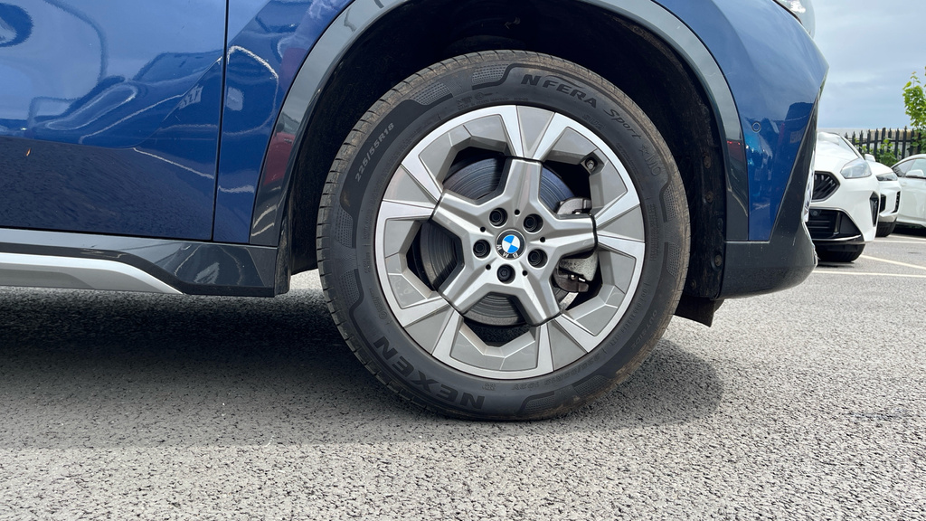 BMW X1 Xdrive 25E M Sport Tech Plus Pack Step White #14