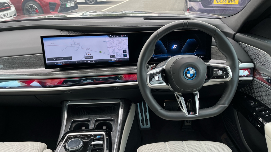 BMW i7 50 105.7Kwh M Sport Edrive Blue #5