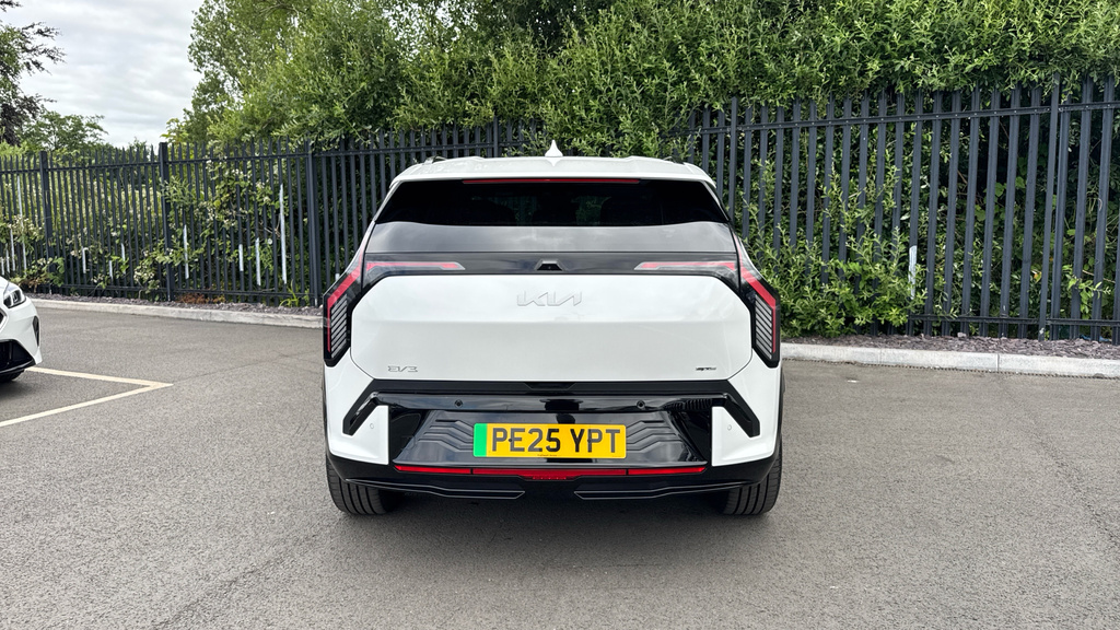 Kia EV3 81.4Kwh Gt-line White #4