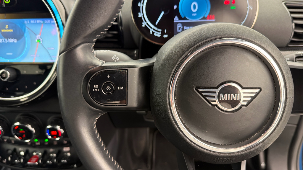 Mini Clubman Black #17