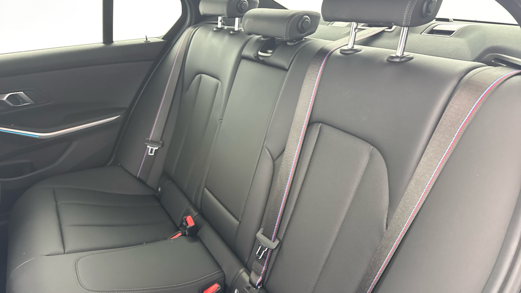 BMW 3 Series 320I M Sport Touring Black #12