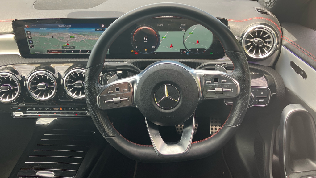 Mercedes-Benz CLA Class 2.0 Cla220d Amg Line Executive Coupe 8G-dct Euro Black #5
