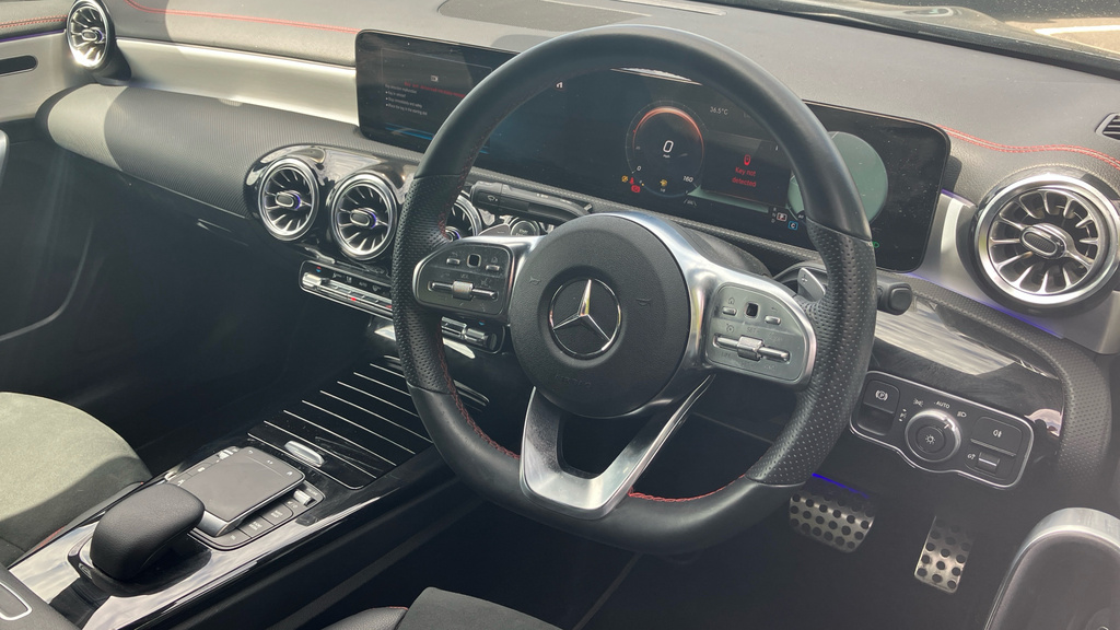 Mercedes-Benz CLA Class 2.0 Cla220d Amg Line Executive Coupe 8G-dct Euro Black #6
