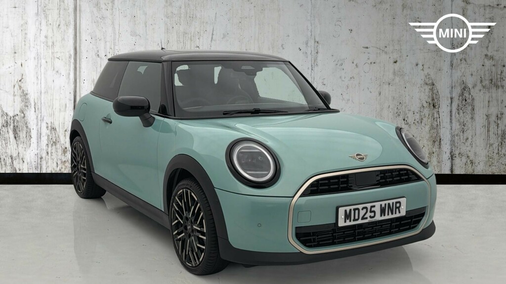 Mini Hatch 1.5C Exclusive Steptronic Euro 6 Ss Green