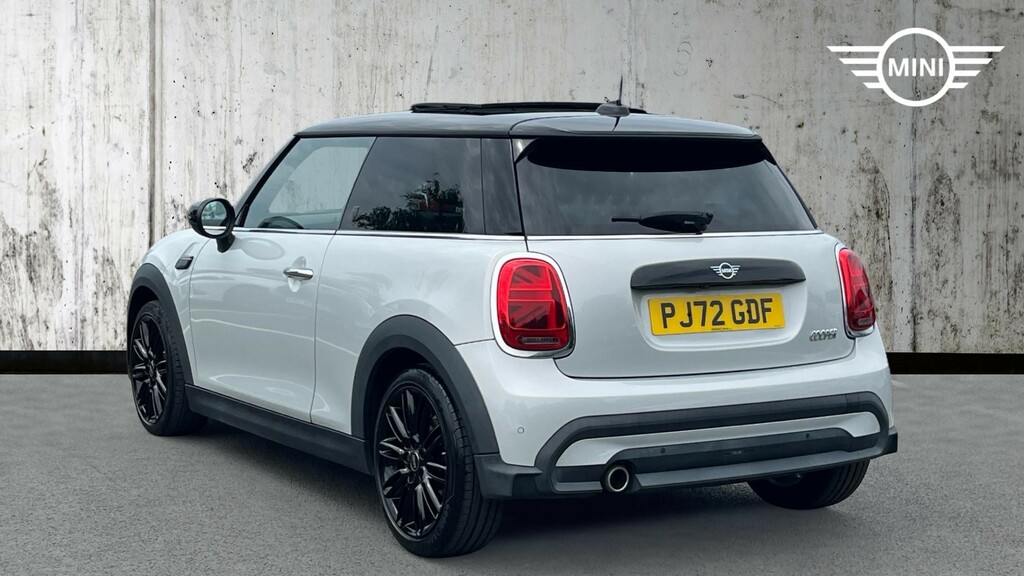 Mini Hatch 1.5 Cooper Exclusive Steptronic Euro 6 Ss White #2