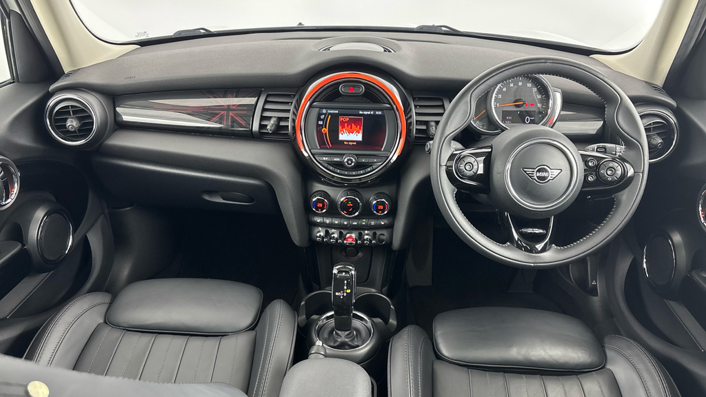 Mini Hatch 1.5 Cooper Exclusive Steptronic Euro 6 Ss White #4