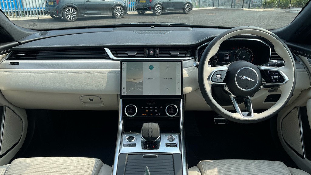 Jaguar XF 2.0 D200 Mhev R-dynamic Se Black Euro 6 Ss Blue #4