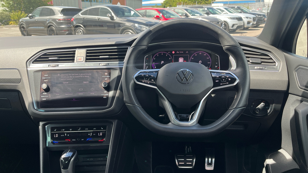 Volkswagen Tiguan 2.0 Tsi R-line Dsg 4Motion Euro 6 Ss Black #5