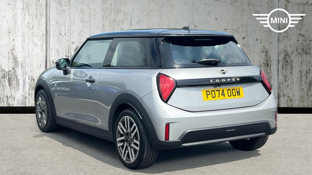 Mini Hatch 1.5C Classic Steptronic Euro 6 Ss Silver #2
