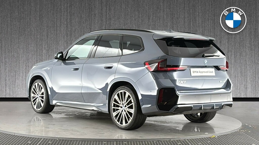 BMW iX1 30 66.5Kwh M Sport Xdrive 11Kw Charger  #2