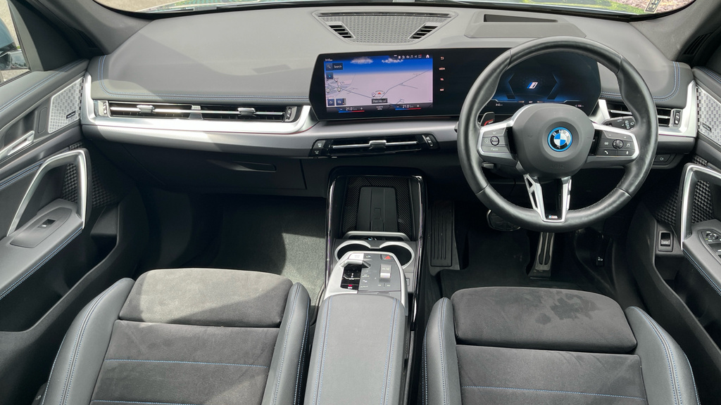BMW iX1 30 66.5Kwh M Sport Xdrive 11Kw Charger Grey #4