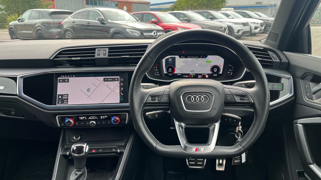 Audi Q3 2.0 Tfsi 40 Black Edition Sportback S Tronic Quatt Black #5