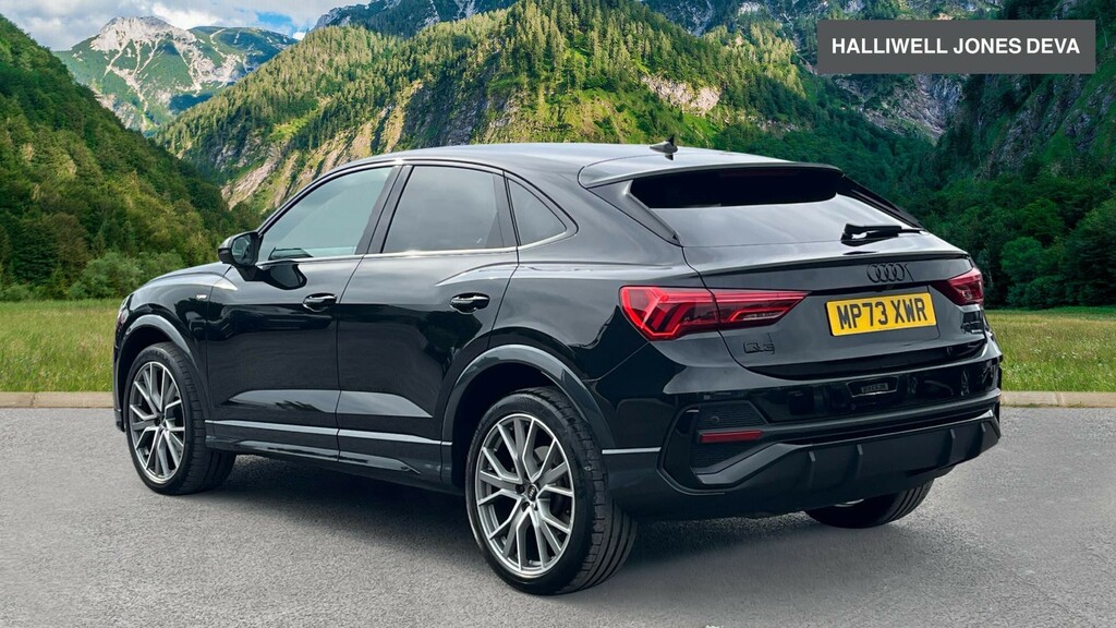 Audi Q3 2.0 Tfsi 40 Black Edition Sportback S Tronic Quatt Black #2