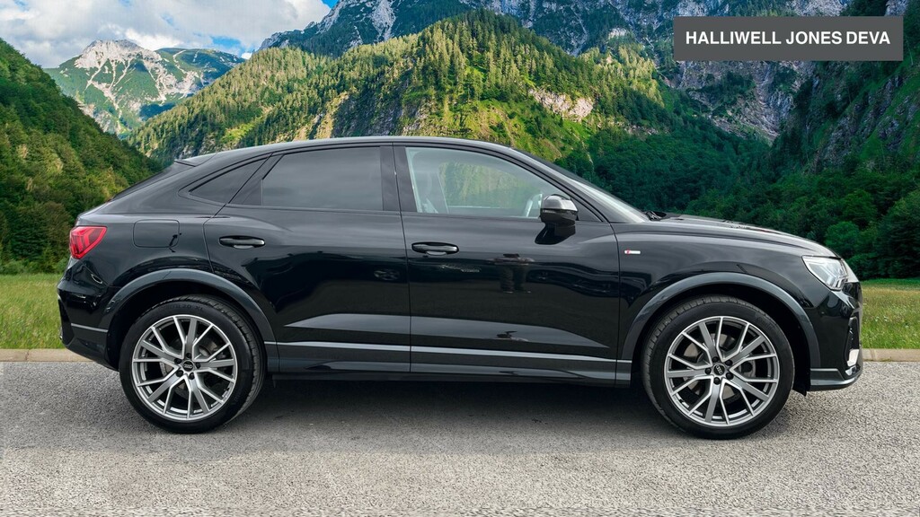 Audi Q3 2.0 Tfsi 40 Black Edition Sportback S Tronic Quatt Black #3