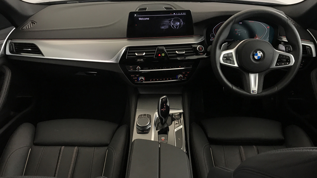 BMW 5 Series 520D M Sport Mhev Grey #4